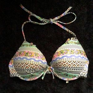Victoria’s Secret 34C Swim Bikini Top